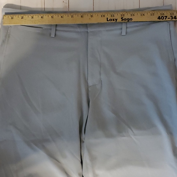 Nike flat front stretch golf pants - Picture 3 of 6